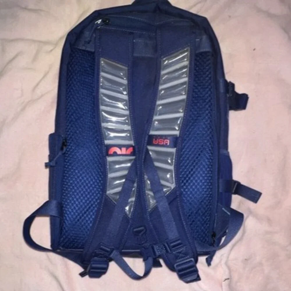 Nike USA Blue Backpack 18x12 Zip Closure Logo Adjustable Straps